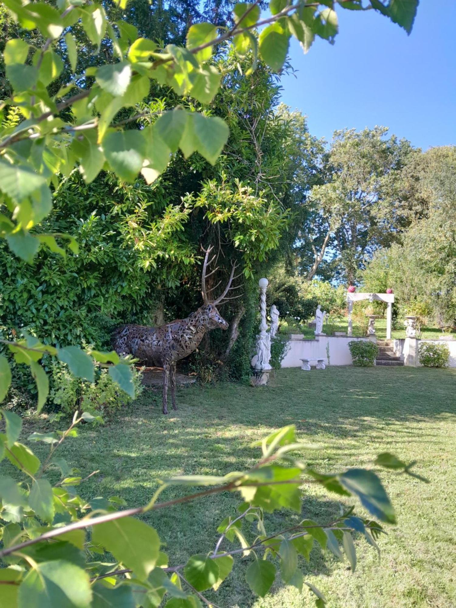 Le Madrigal Bed and Breakfast Mamers Εξωτερικό φωτογραφία